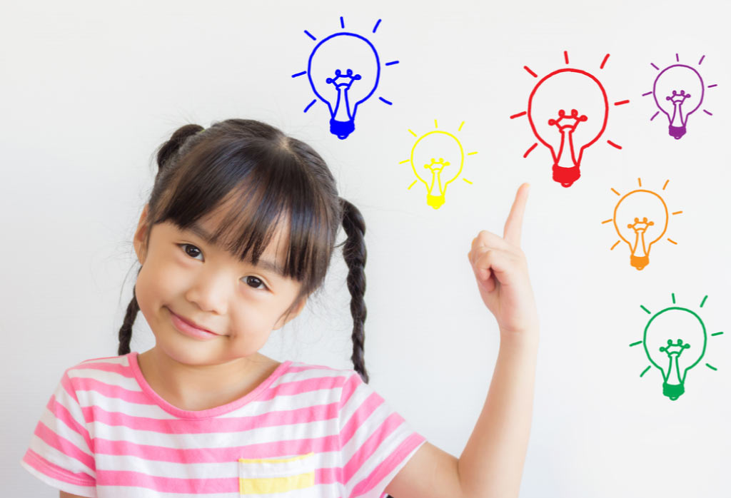 DHA hỗ trợ bé xây dựng nền tảng trí não vững chắc và thị lực khỏe mạnh trong suốt quá trình trưởng thành